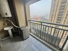 合肥肥西肥西县城可短租月付 禹州天玺 信地华地城 精装卧室阳台 独立洗衣机出租房源真实图片