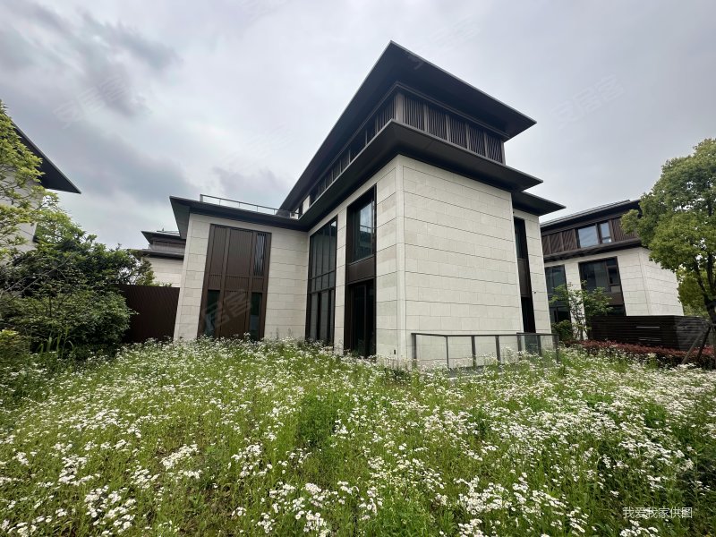 带室内电梯,碧云尊邸(别墅)二手房,7000万,6室3厅,6卫,382平米-上海