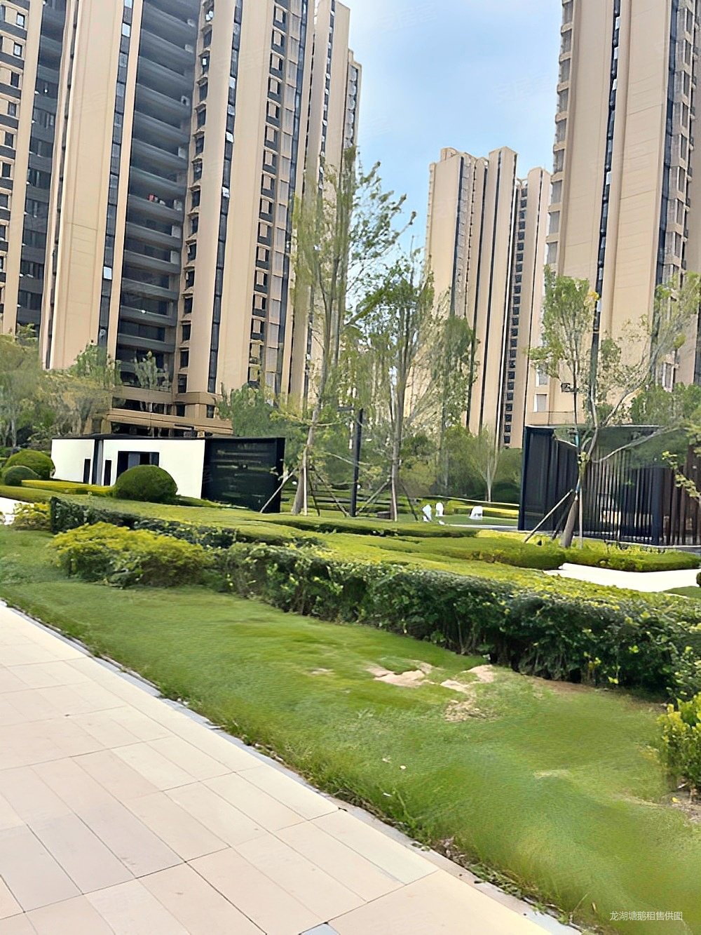 龙湖昱城一期现房直属瑞华昱华天街旁套三房随时看房