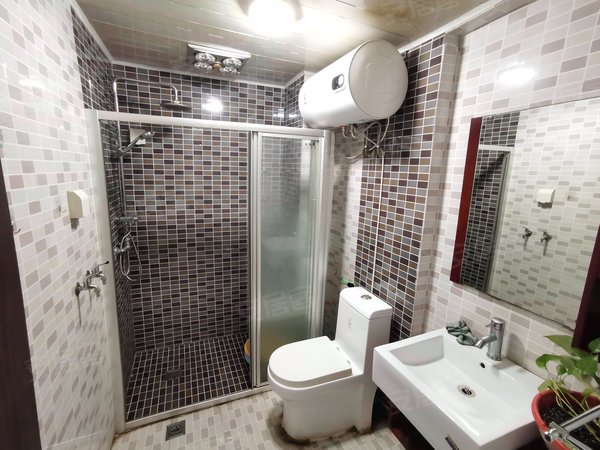 天津和平体育馆诚基中心国际公寓急租好房 精装修 包物业包取暖 嘎嘎