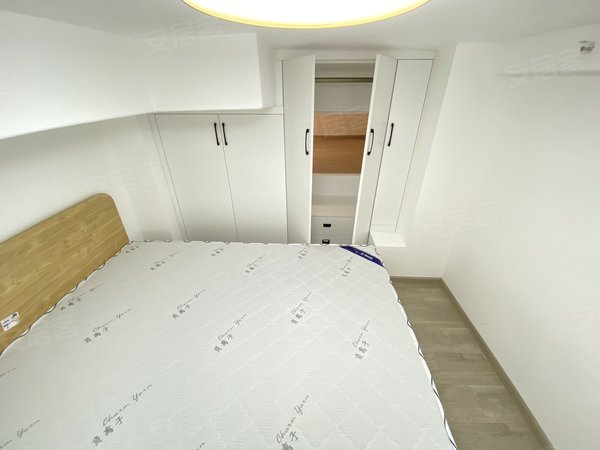 成都双流华府万科天府梦想城(商住楼)怡心湖 精装loft 5号线 南湖立交