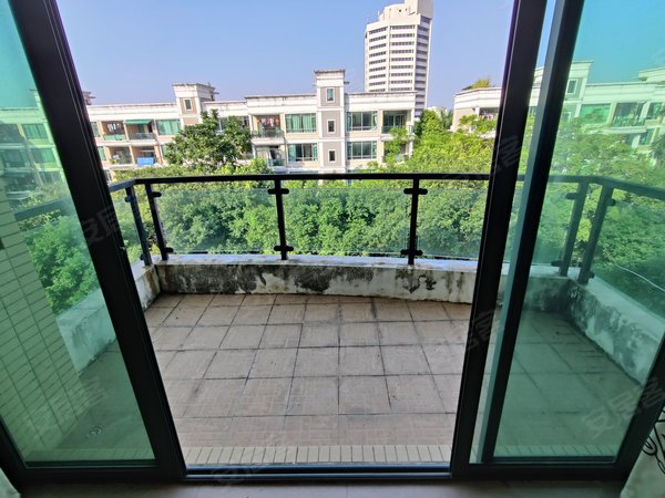 珠海高新区唐家湾海怡湾畔房源采光好,南北通透,业主诚意出出租房源