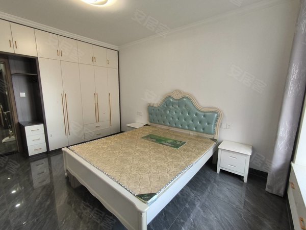 南昌高新开发区艾溪湖北路幸福嘉园近太子殿 艾溪湖 豪华精装两房两厅 现代时尚风 民水民电出租房源真实图片