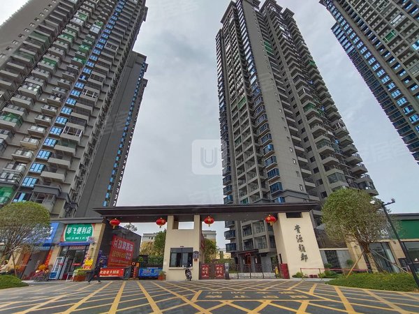 南宁横县横县城区贵源雅郡大竹新区,电梯小户型两房,生活方便,欢迎