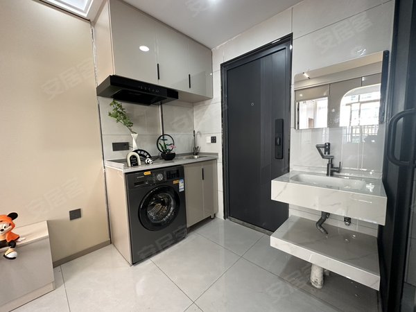 金华东阳东阳市中心五马塘村五马塘夜市 in88边上 天空之城 全屋智能一室一厅押一付一出租房源真实图片