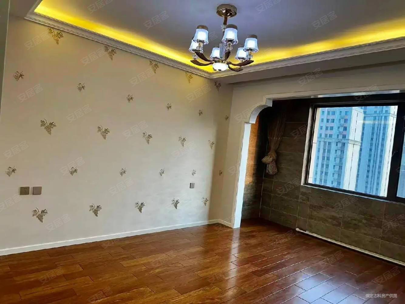 卓正丽景蓝湾(C区)3室2厅2卫146㎡南北158万