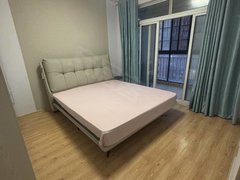 蚌埠蚌山新城区翠微园 精装修 家具家电齐全拎包入住 房间干净整洁温馨舒适出租房源真实图片