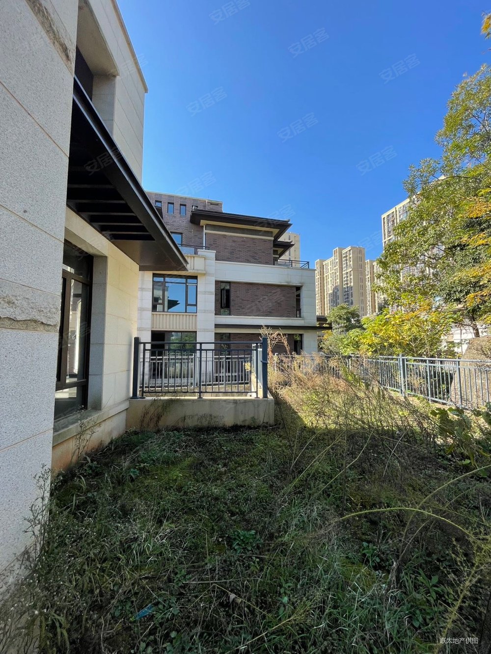 >长沙二手房>雨花二手房>时代阳光大道二手房>中航城国际社区(别墅)>