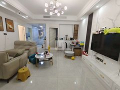 巴中巴州回风新上四中旁 精装修 家具家电齐全 直接可以拎包入住 停车方便出租房源真实图片
