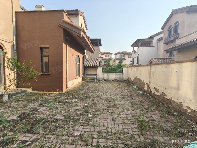 永定河孔雀城五期(棠墅园别墅)4室2厅3卫256㎡南北265万