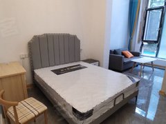 杭州钱塘下沙江湾可短租可月付，保利东湾主卧独厨独卫，近三花新加坡，随时可看出租房源真实图片