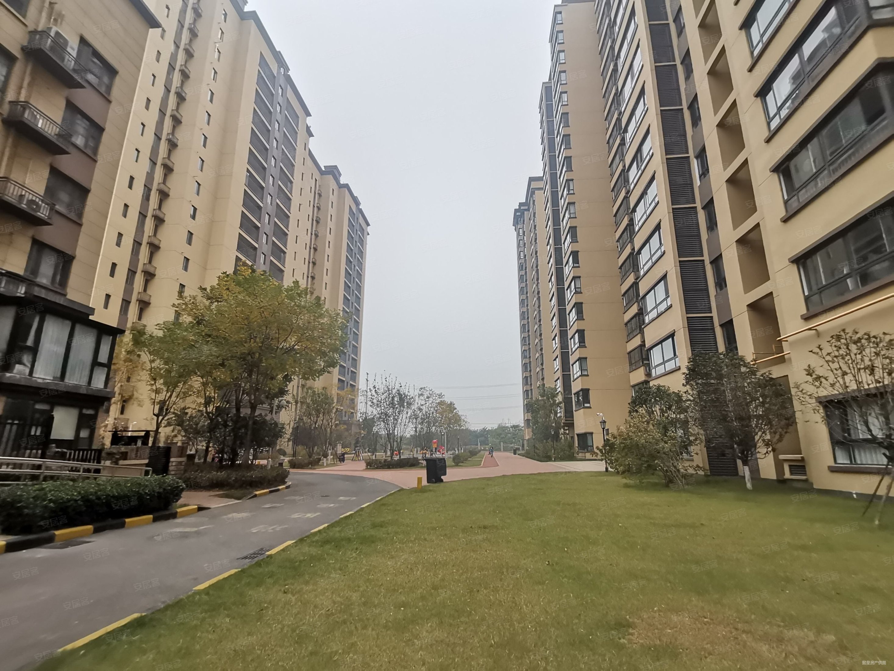 次新小区65万两室本小区性价比好的房子推荐给你来看看