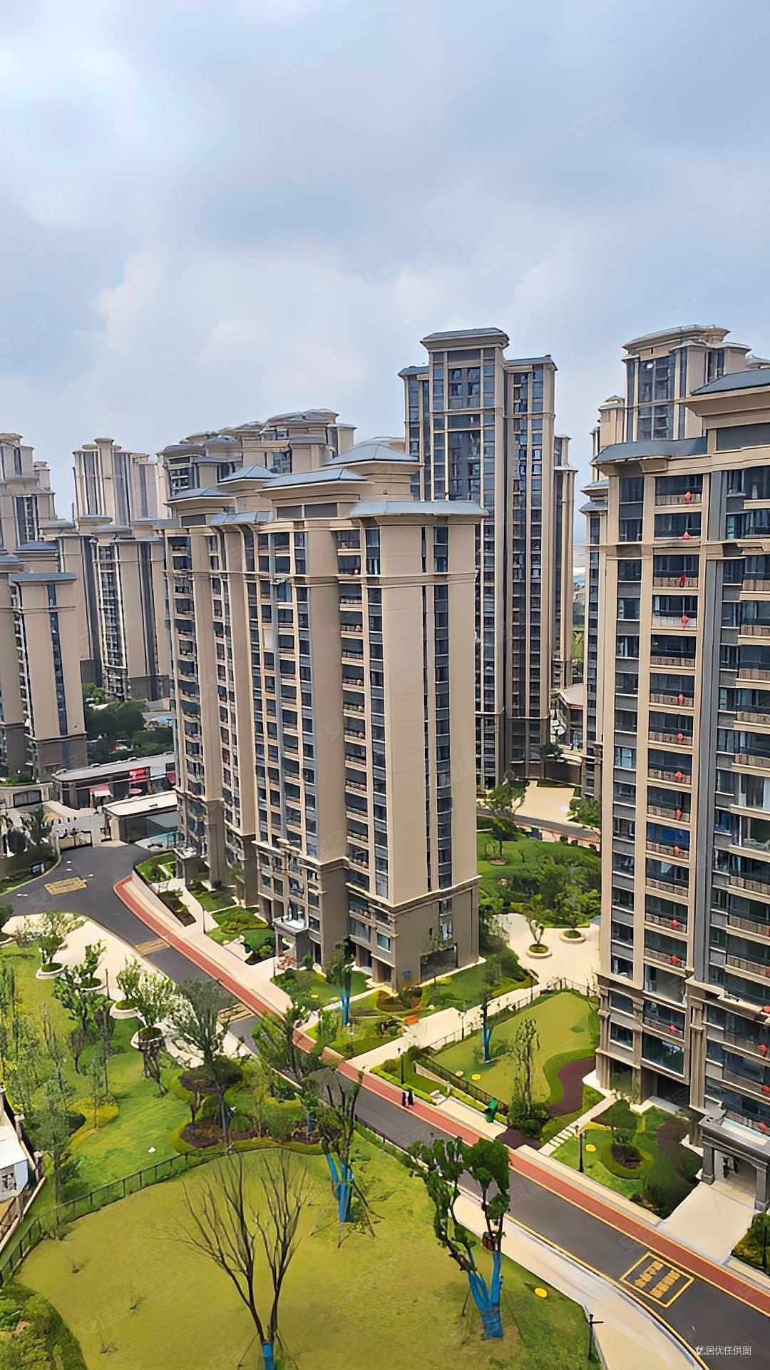 恒大文化旅游城精装三房拎包入住产权证在手随时过户无尾款