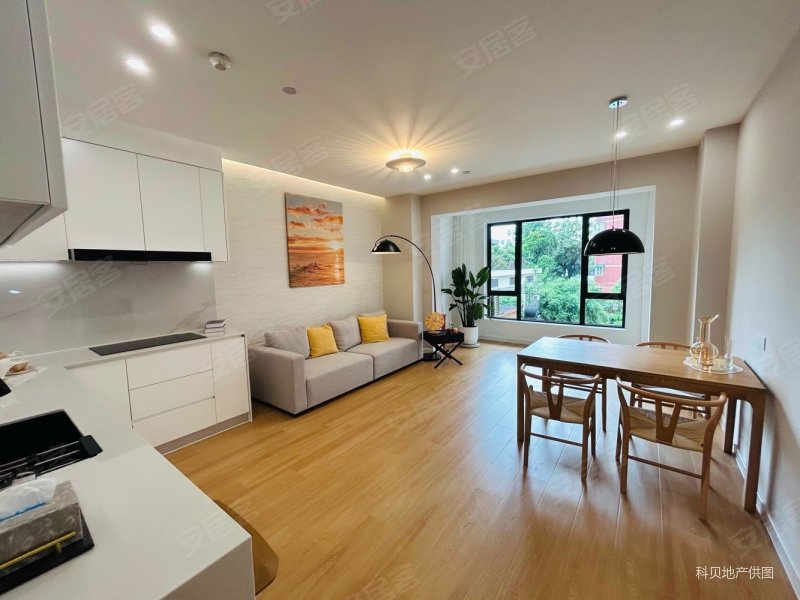 领尚国际酒店式公寓