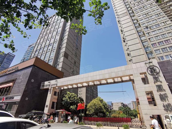 西安经开区市图书馆凤凰新城市图书馆地铁口  134平  两室大采光好