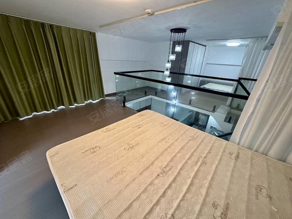 南昌青山湖南京东路华润万象汇(商住楼)万象汇两室一厅loft公寓,一号