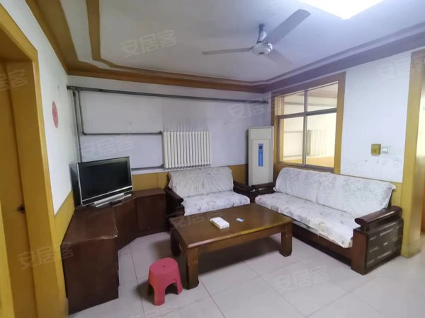 济宁任城税务街如意小区沃尔玛东临 如意小区 中层 三室 100平家具