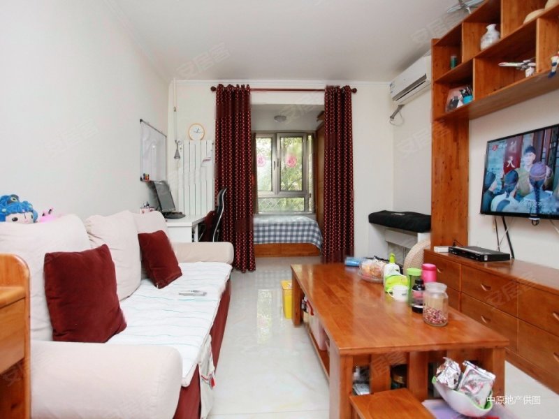 翠微路2号院 1室1厅1卫 主卧朝南