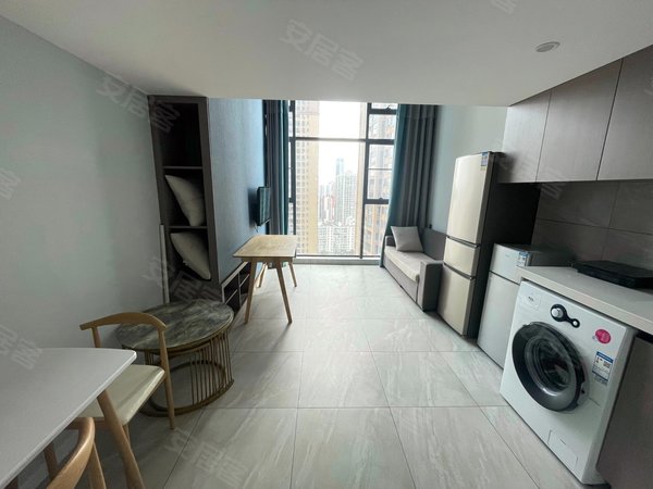 昆明五华龙泉路万彩城(商住楼)万彩城loft公寓 采光好 家电齐全 拎包