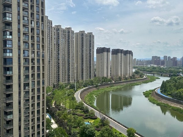 绍兴诸暨诸暨市区祥生铂悦湾铂悦湾,小区环境优,出租,南北通透,三室两