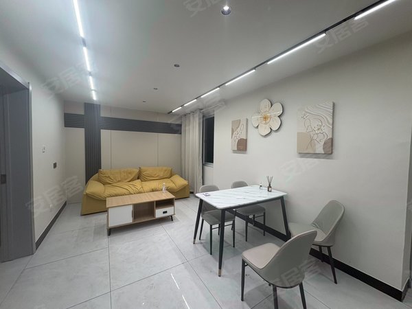 南通崇川城东天一惠泽苑精装两室一厅可短租月付 荷兰街南大街文峰圆融学田南通职业大学出租房源真实图片