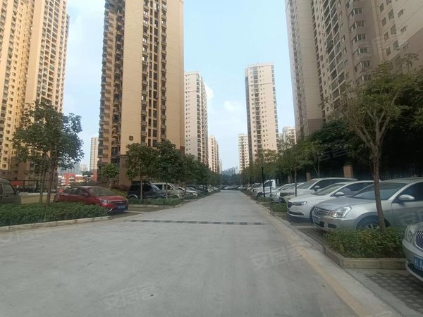 南宁兴宁区政府威宁世纪花城威宁世纪花城  金源悦府  3号线地铁兴桂
