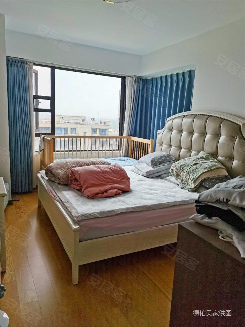 北成芳满庭(公寓住宅)二手房,270万,4室2厅,2卫,126.