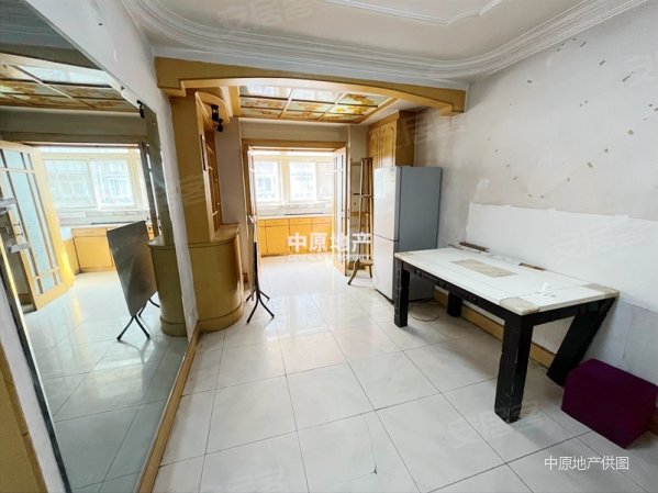 万隆花园小区2室1厅1卫南北通透主卧朝南