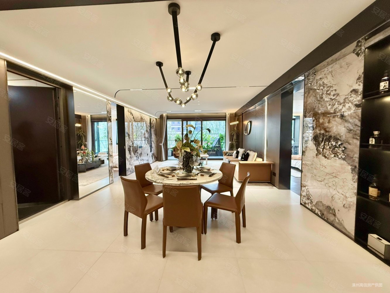 金品世家4室2厅2卫151㎡南北135万