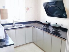 湖州吴兴八里店镇整租。桂花苑两居室拎包入住，吴兴一小门口，停车免费出租房源真实图片