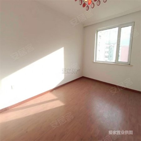 宏伟金都3室2厅1卫115.18㎡南北95万