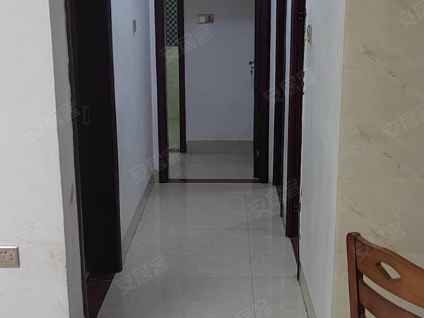 崇左江州东盟友谊茗城友谊茗城3房2厅租1300元,家具家电齐全出租房源