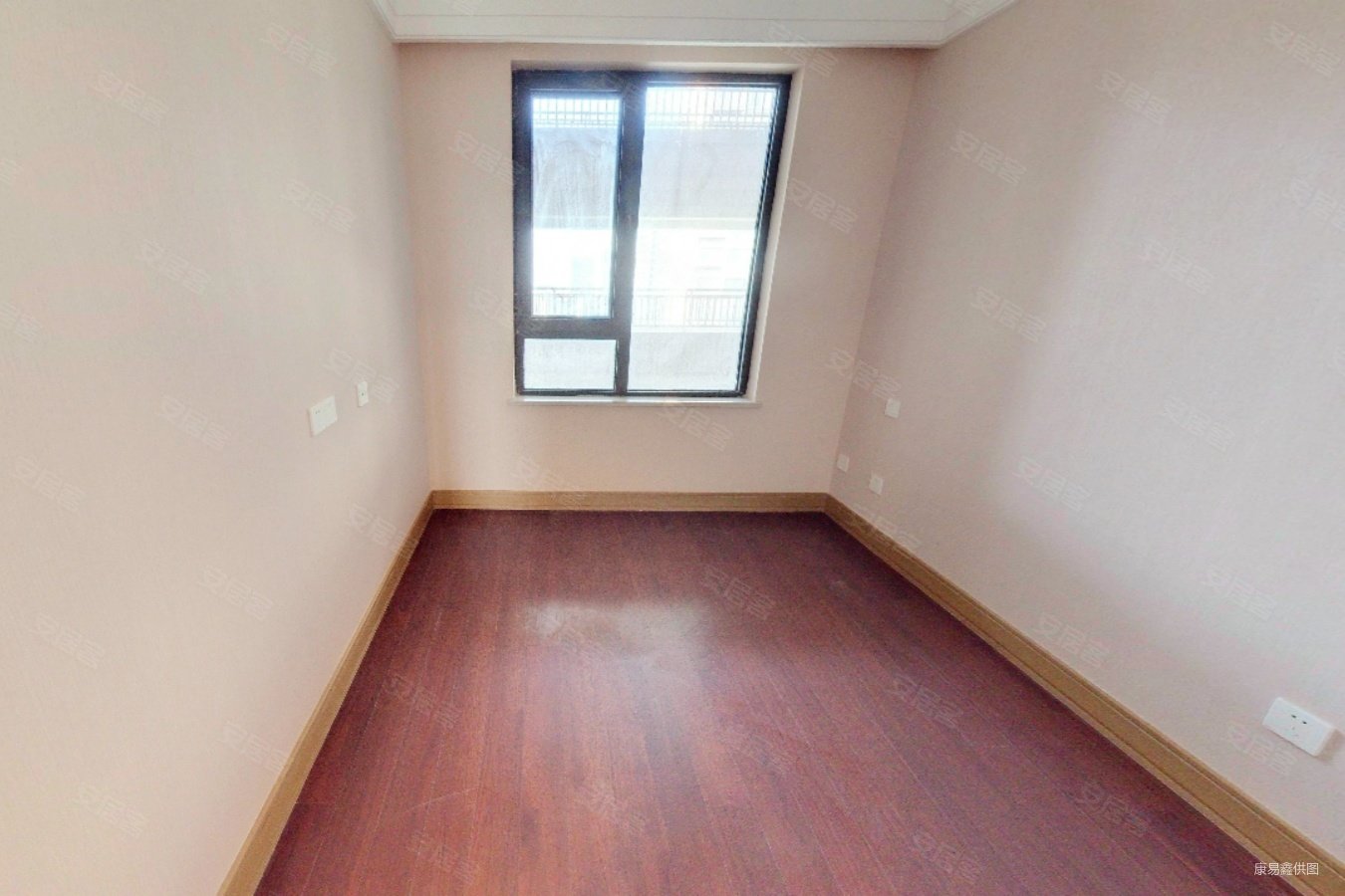 旭辉铂悦秦淮 一线河景房 精装三室 新空未入住 近南站 诚售