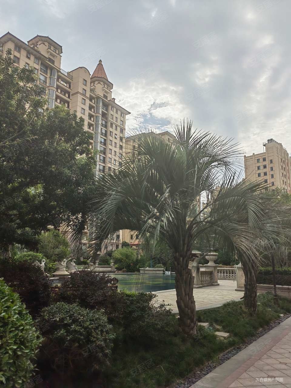 湖滨国际景苑南向采光好次新房双卫生间有电梯交通便捷