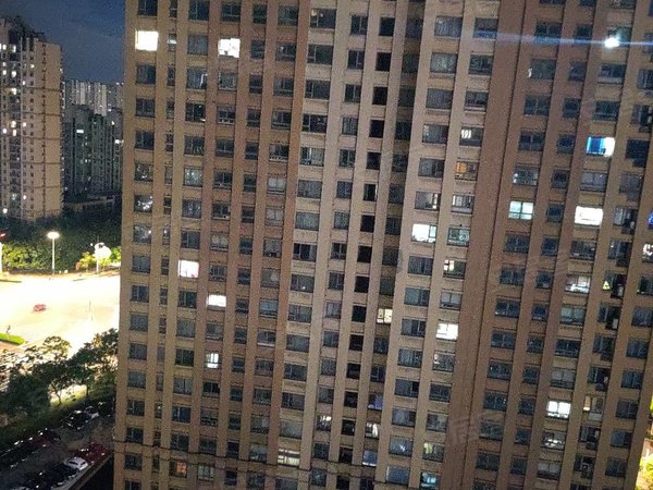 苏州常熟市区世茂75号公馆世茂商圈,高端单身公寓,白领贵族看过来!