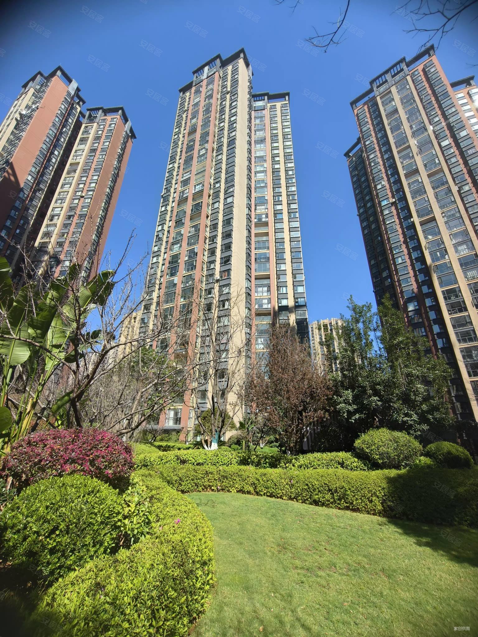 万达双塔对面润城五区精装三房户型方正无遮挡随时看房