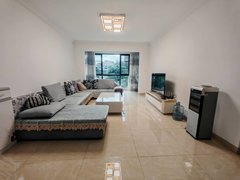 红河弥勒新世界刚需必看！高性价比三室出租！家具家电齐全厨房功能完备，有露台出租房源真实图片