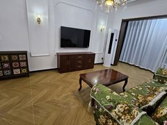 防城港港口桃花湾广场幸福嘉园两房出租年租1000一个月，随时看房出租房源真实图片