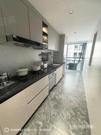 攀成刚高端大平层公寓月租2w送全套智能家居送产权车位