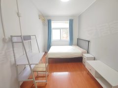 北京朝阳劲松出租劲松地铁 劲松三区主卧室南向出租房源真实图片