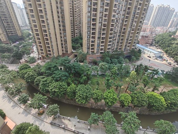 广州荔湾坑口东漖新村坑口地铁站旁 东漖新村a区 高层南向精装修 交通