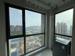 郑州中原常西湖实图实价 直租无中介 临近市民中心地铁口 西流湖地铁口出租房源真实图片