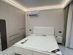 周口川汇中原商贸城头次出租,万达附近一室一厨一卫,精装拎包入住,家具家电齐全出租房源真实图片