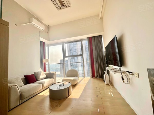 广州黄埔鱼珠保利鱼珠港(商住楼)保利鱼珠港 精装loft 家私家电齐全