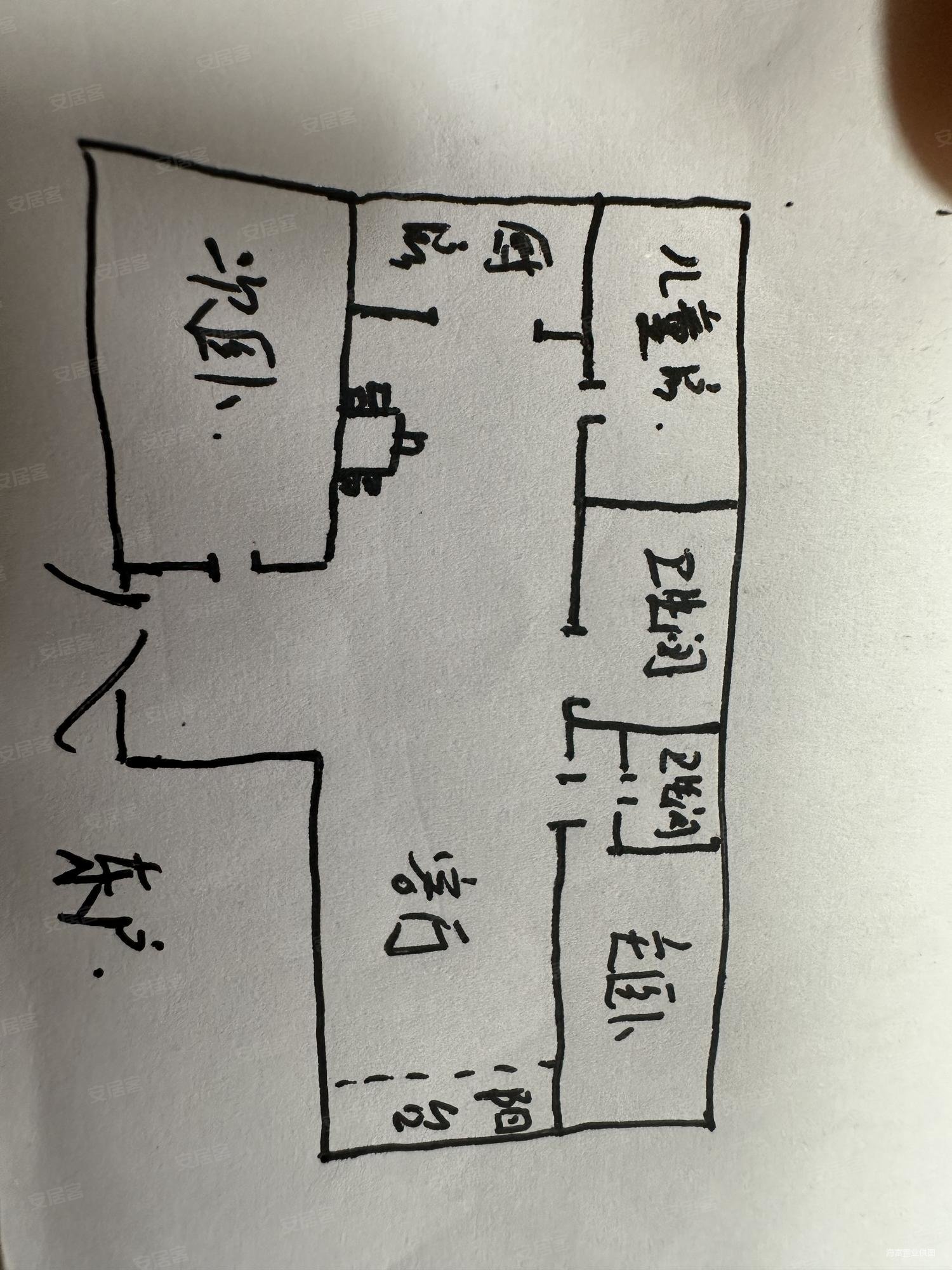 天慧国际3室2厅2卫125.83㎡南北135万