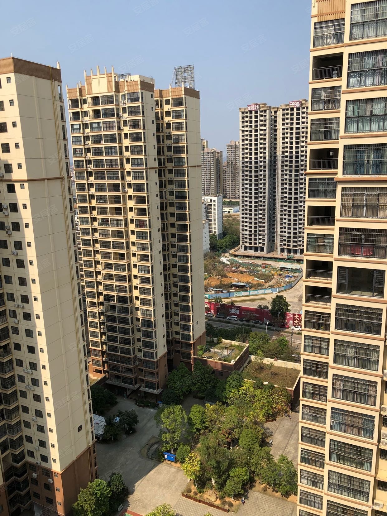 武鸣标营新区麒麟尊府电梯3室2厅2卫拎包入住