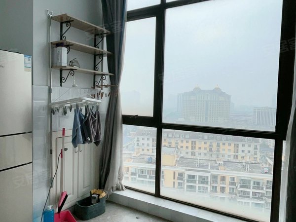 花园(商住楼),娄东租房,宝龙国际社区2房豪华装修房间温馨,太仓租房