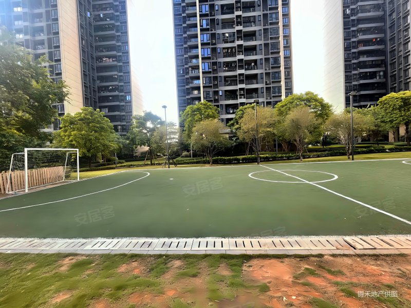 业主诚意出售价格可以谈  时代领峰 正规商品房 双卫生间