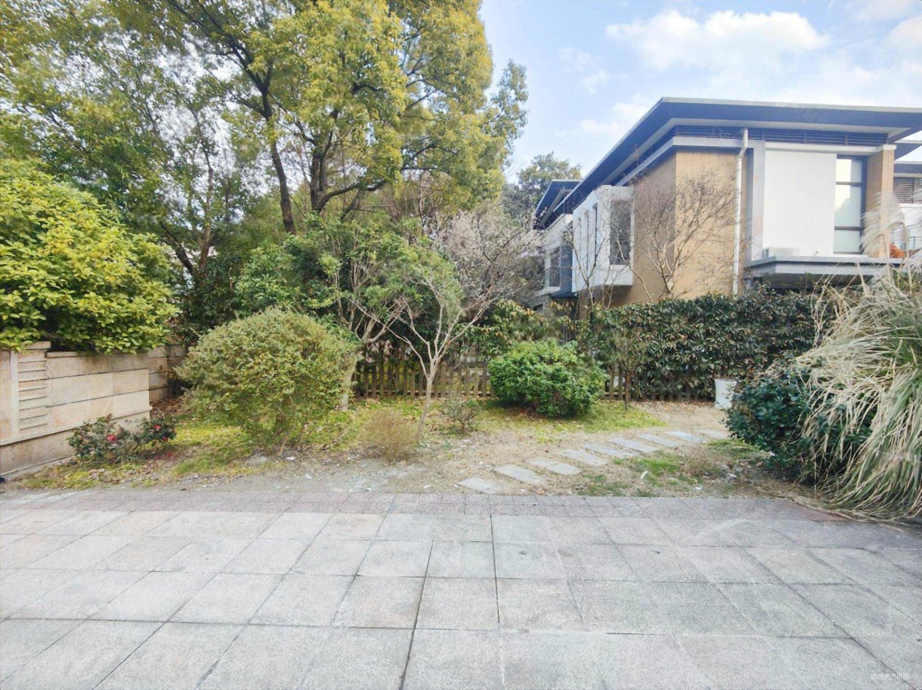 有钥匙,颐和南园(别墅)二手房,2780万,5室3厅,3卫,371平米-南京安居客