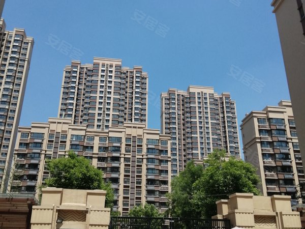 济南历城还乡店祥泰城文峰园三台空调,有钥匙,随时看房,出门公交站,临